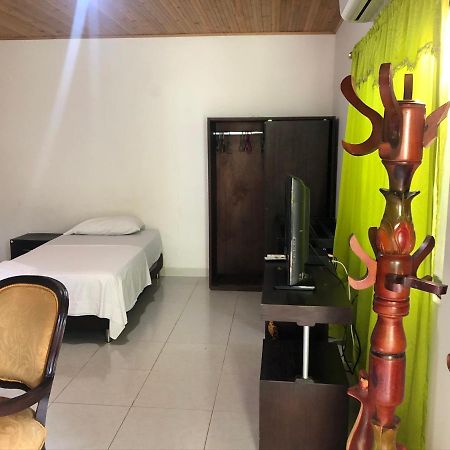 Hotel El Lago Puerto Carreno エクステリア 写真
